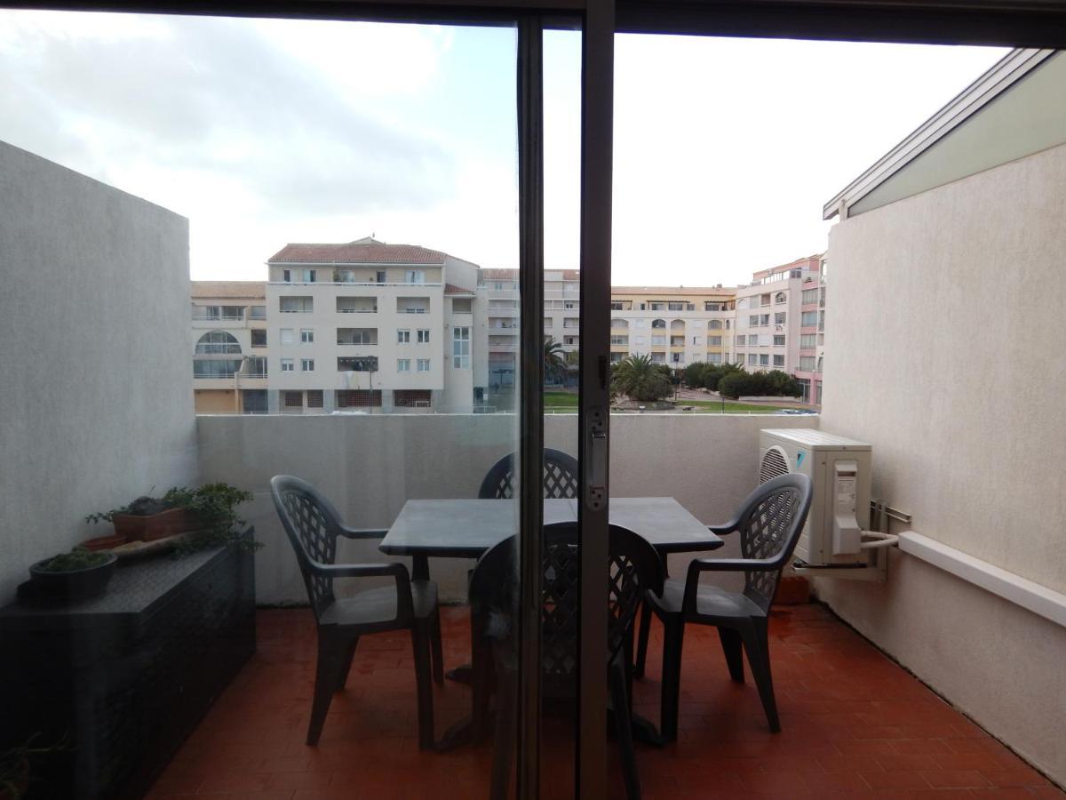3 Etoiles Studio 4 Couchages Residence Port Cros A Сет Экстерьер фото
