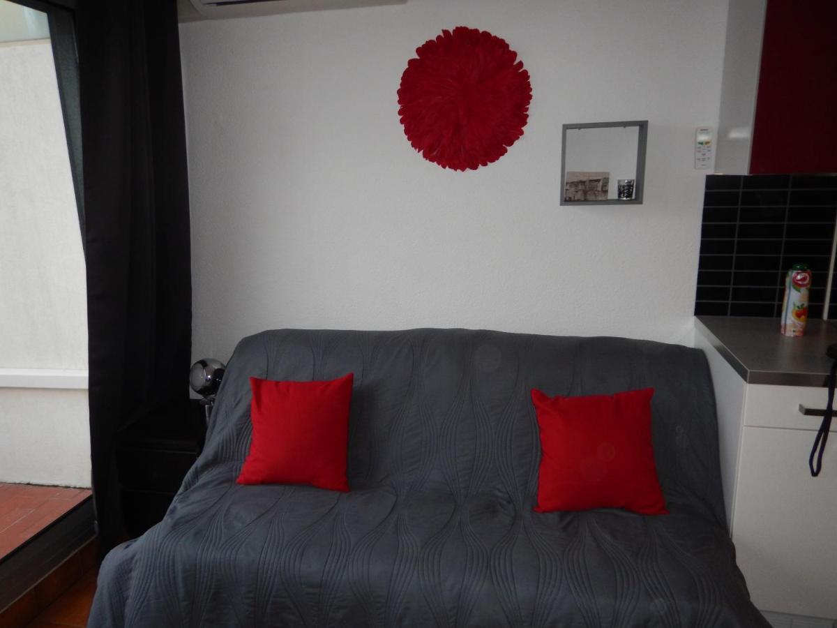 3 Etoiles Studio 4 Couchages Residence Port Cros A Сет Экстерьер фото